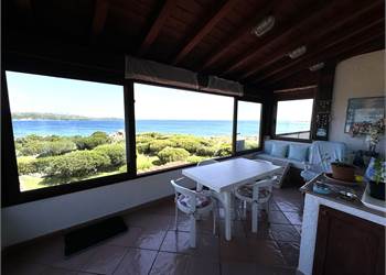 Appartamento Marinella con 2 posti auto coperti