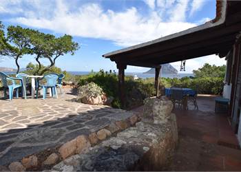 COSTA  DORATA VILLA  CON SPLENDIDA VISTA MARE