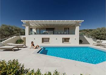 Villa / Haus zu Verkauf in Loiri Porto San Paolo