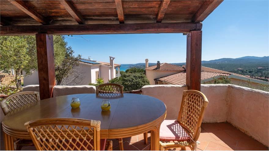 Veranda coperta corpo B