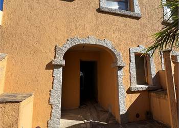 Porzione Villa in Vendita a San Teodoro a due passi dal mare e dal centro 