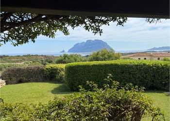 COSTA CORALLINA PORZIONE DI VILLETTA BIFAMILIARE